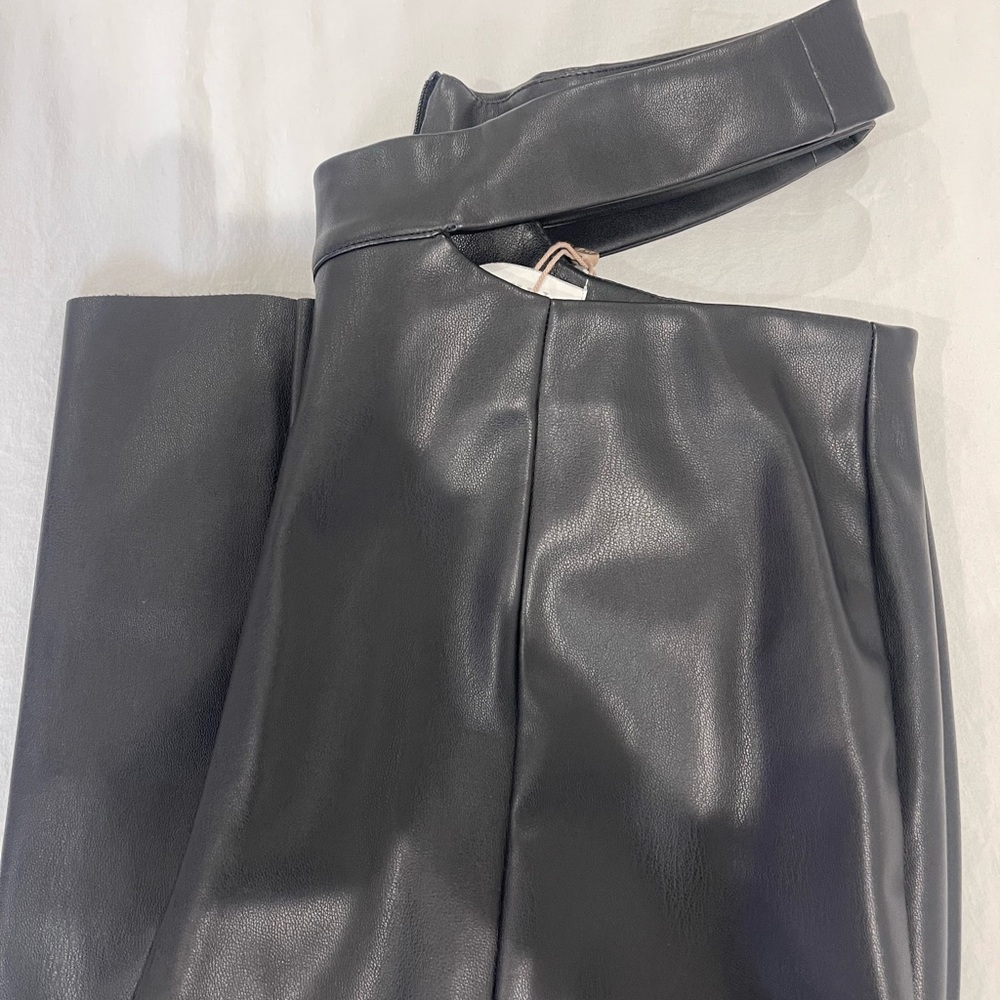 Meshki Black Leather Pants - Picture 3 of 4